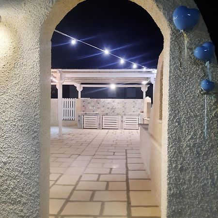 Perla Bianca Elite Villa มารีนา ดี ลิซซาโน ภายนอก รูปภาพ