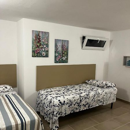 Perla Bianca Elite Villa มารีนา ดี ลิซซาโน ภายนอก รูปภาพ